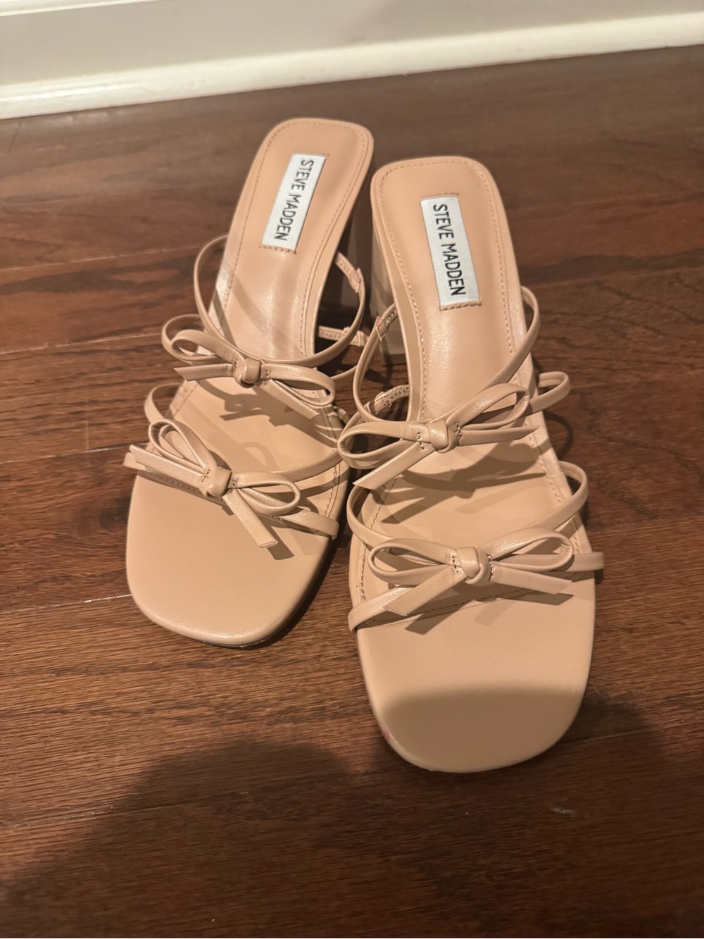 Steve Madden Beige Bow-Strap Square-Toe Heeled Sandals